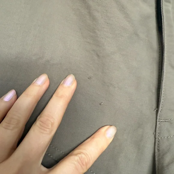 The North Face Women’s Zip Off Convertible Hiking Outdoor Pants - Picture 7 of 7